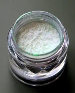 Karla Cosmetics - TEDDY BEAR -OPAL MULTICHROME LOOSE EYESHADOW(Karla Cosmetics Teddy Bear Opal Multichrome Loose Eyeshadow)