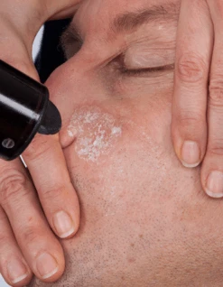 Kryolan OLD AGE STIPPLE(Kryolan Old Age Stipple) 8 Kryolan OLD AGE STIPPLE(Kryolan Old Age Stipple) -TILT Makeup kryolan old age stipple3